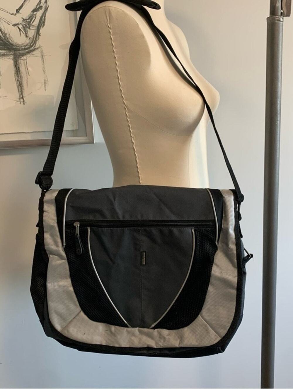 Trailmaker Messenger Bag Black Gray Canvas Crossbody Laptop Travel Work Unisex